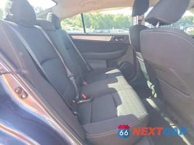 Zdjęcie 10 z 12 samochodu: 2017 SUBARU LEGACY 2.5I PREMIUM VIN:4S3BNAC63H3012542 - miniatura