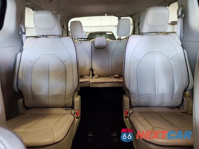 Zdjęcie 10 z 13 samochodu: 2017 CHRYSLER PACIFICA LIMITED VIN:2C4RC1GG1HR608490 - miniatura
