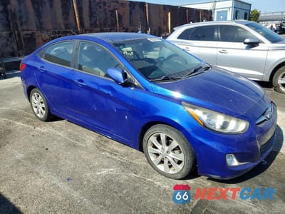 Czwarte zdjęcie samochodu z boku: 2013 HYUNDAI ACCENT GLS VIN:KMHCU4AE6DU428720 - miniatura