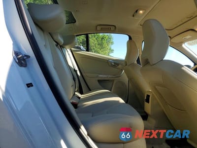 Zdjęcie 10 z 12 samochodu: 2015 VOLVO S60 PREMIER VIN:YV1612TK7F2335022 - miniatura