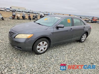 2007 TOYOTA CAMRY LE 4T1BE46K67U043038 - główne zdjęcie licytacji z USA - miniatura