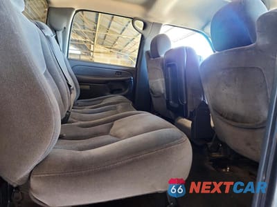Zdjęcie 10 z 12 samochodu: 2006 GMC SIERRA K2500 HEAVY DUTY VIN:1GTHK23D76F150894 - miniatura