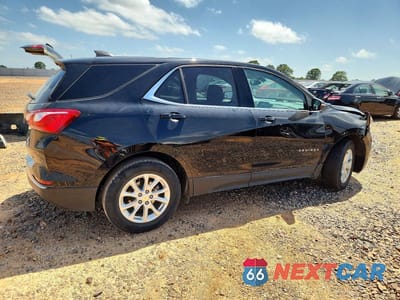 Trzecie zdjęcie samochodu z tyłu: 2019 CHEVROLET EQUINOX LT VIN:2GNAXKEV0K6295067 - miniatura