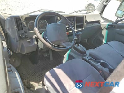 Zdjęcie 8 z 13 samochodu: 2020 ISUZU NQR REFRIGERATED BOX TRUCK VIN:JALE5W163L7901368 - miniatura