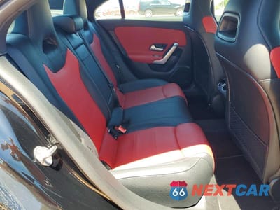 Zdjęcie 10 z 12 samochodu: 2023 MERCEDES-BENZ CLA 250 VIN:W1K5J4GB7PN334112 - miniatura
