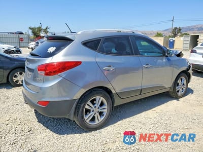 Trzecie zdjęcie samochodu z tyłu: 2011 HYUNDAI TUCSON GLS VIN:KM8JU3AC1BU239454 - miniatura