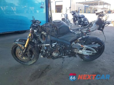 Trzecie zdjęcie samochodu z tyłu: 2006 HONDA CBR600 RR VIN:JH2PC37186M300125 - miniatura