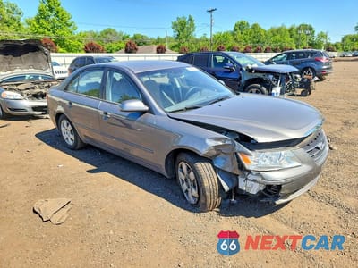 Czwarte zdjęcie samochodu z boku: 2009 HYUNDAI SONATA GLS VIN:5NPET46C49H424335 - miniatura