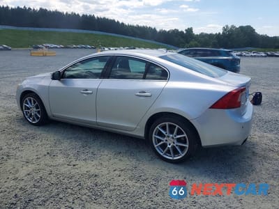 Drugie zdjęcie samochodu z przodu: 2014 VOLVO S60 T5 VIN:YV1612FS7E2298113 - miniatura