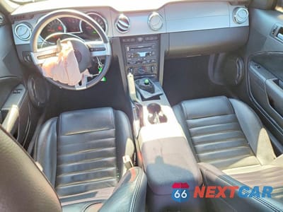 Zdjęcie 8 z 12 samochodu: 2005 FORD MUSTANG GT VIN:1ZVFT82H955251626 - miniatura