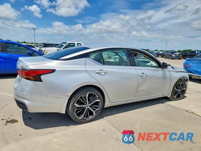 Trzecie zdjęcie samochodu z tyłu: 2025 NISSAN ALTIMA SR VIN:1N4BL4CV8SN390744 - miniatura