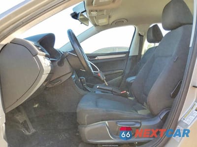 Zdjęcie 7 z 12 samochodu: 2014 VOLKSWAGEN PASSAT S VIN:1VWAH7A34EC019118 - miniatura