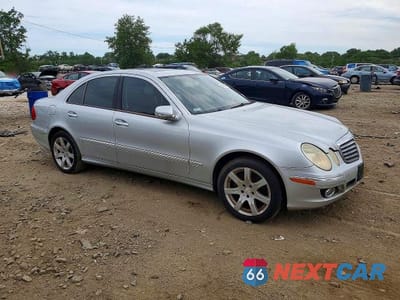 Czwarte zdjęcie samochodu z boku: 2008 MERCEDES-BENZ E 350 4MATIC VIN:WDBUF87X58B205149 - miniatura
