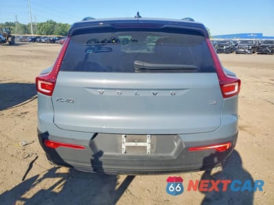Zdjęcie 6 z 13 samochodu: 2022 VOLVO XC40 T4 R-DESIGN VIN:YV4AC2HM5N2780519 - miniatura