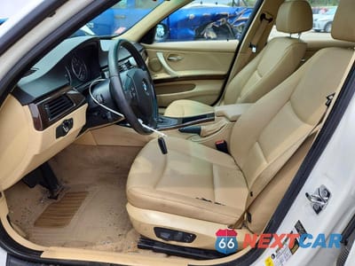 Zdjęcie 7 z 12 samochodu: 2009 BMW 328 I SULEV VIN:WBAPH53519A436694 - miniatura