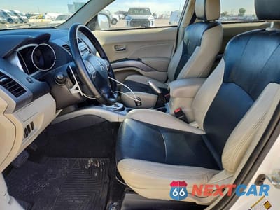 Zdjęcie 7 z 14 samochodu: 2012 MITSUBISHI OUTLANDER SE VIN:JA4AS3AW7CU001155 - miniatura