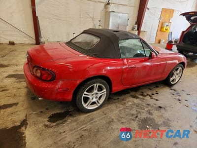 Trzecie zdjęcie samochodu z tyłu: 2004 MAZDA MX-5 MIATA BASE VIN:JM1NB353X40407513 - miniatura