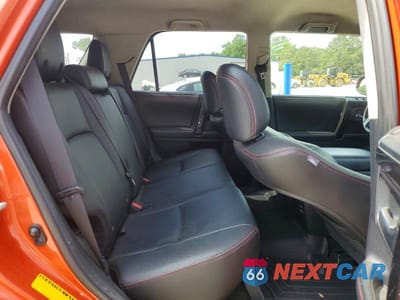 Zdjęcie 11 z 13 samochodu: 2015 TOYOTA 4RUNNER TRD PRO VIN:JTEBU5JR9F5232434 - miniatura