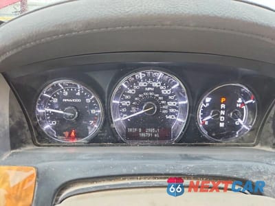 Zdjęcie 9 z 12 samochodu: 2012 LINCOLN MKS VIN:1LNHL9DR9CG807079 - miniatura
