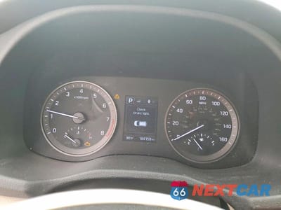 Zdjęcie 9 z 12 samochodu: 2018 HYUNDAI TUCSON VALUE VIN:KM8J33A27JU670065 - miniatura