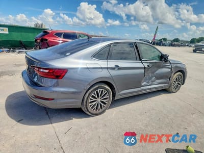 Trzecie zdjęcie samochodu z tyłu: 2021 VOLKSWAGEN JETTA S VIN:3VWC57BU0MM017839 - miniatura