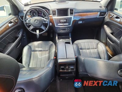 Zdjęcie 8 z 13 samochodu: 2015 MERCEDES-BENZ GL 350 BLUETEC VIN:4JGDF2EE6FA464604 - miniatura