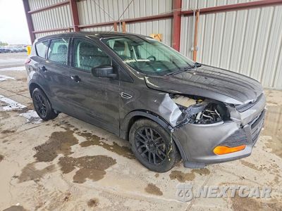 Czwarte zdjęcie samochodu z boku: 2015 FORD ESCAPE S VIN:1FMCU0F74FUC37139 - miniatura