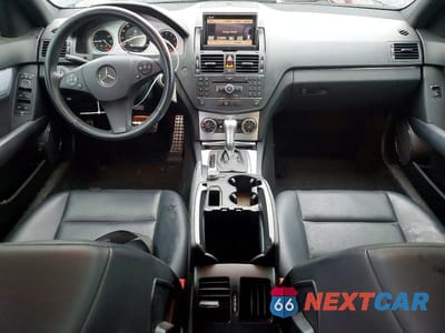 Zdjęcie 8 z 13 samochodu: 2008 MERCEDES-BENZ C 300 VIN:WDDGF54XX8F115141 - miniatura