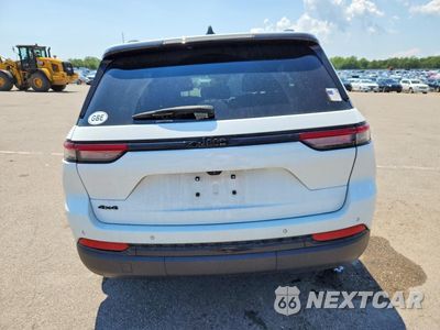 Zdjęcie 6 z 13 samochodu: 2023 JEEP GRAND CHEROKEE LAREDO VIN:1C4RJHAG9PC568822 - miniatura