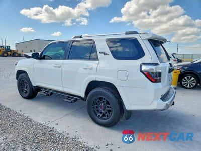 Drugie zdjęcie samochodu z przodu: 2018 TOYOTA 4RUNNER TRD OFF-ROAD PREMIUM VIN:JTEBU5JR6J5535776 - miniatura