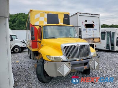 2008 INTERNATIONAL 4000 4300 - BOX TRUCK 1HTMMAAN78H631768 - główne zdjęcie licytacji z USA - miniatura