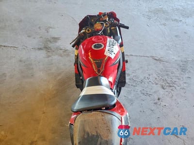 Zdjęcie 6 z 9 samochodu: 2005 SUZUKI GSX-R600 K VIN:JS1GN7CA252106162 - miniatura