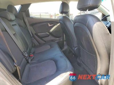 Zdjęcie 11 z 13 samochodu: 2011 HYUNDAI TUCSON GLS VIN:KM8JU3AC1BU239454 - miniatura