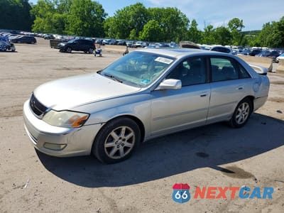2002 TOYOTA AVALON XLS 4T1BF28B32U249263 - główne zdjęcie licytacji z USA - miniatura