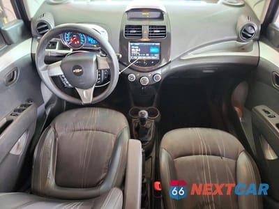 Zdjęcie 8 z 12 samochodu: 2013 CHEVROLET SPARK 1LT VIN:KL8CC6S94DC504650 - miniatura