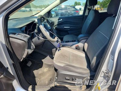 Zdjęcie 7 z 13 samochodu: 2015 FORD ESCAPE SE VIN:1FMCU9GX2FUA72789 - miniatura