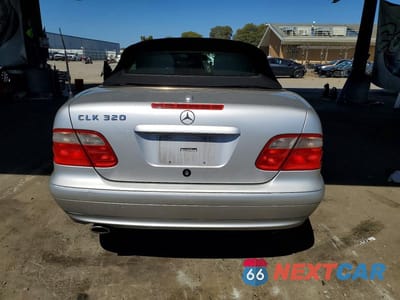 Zdjęcie 6 z 12 samochodu: 2003 MERCEDES-BENZ CLK 320 VIN:WDBLK65G33T136608 - miniatura