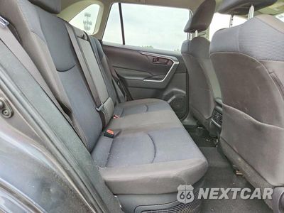 Zdjęcie 11 z 13 samochodu: 2024 TOYOTA RAV4 LE VIN:JTMMWRFV2RD266326 - miniatura