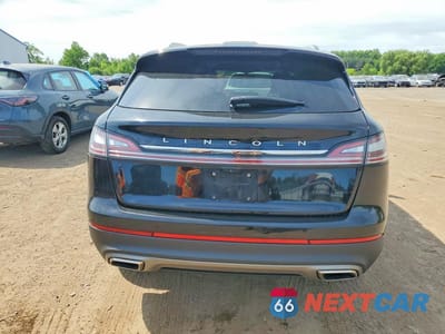 Zdjęcie 6 z 13 samochodu: 2022 LINCOLN NAUTILUS RESERVE VIN:2LMPJ8K95NBL13265 - miniatura