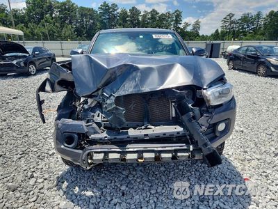 Piąte zdjęcie samochodu w środku: 2022 TOYOTA TACOMA TRD OFF-ROAD VIN:3TMCZ5AN7NM475465 - miniatura