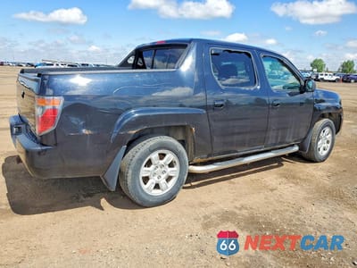 Trzecie zdjęcie samochodu z tyłu: 2006 HONDA RIDGELINE RTL VIN:2HJYK16526H002466 - miniatura