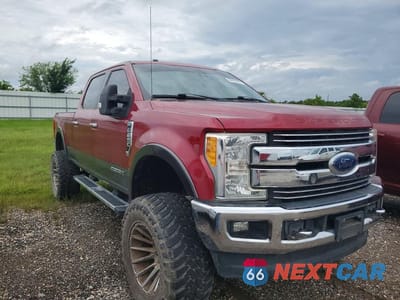 Czwarte zdjęcie samochodu z boku: 2017 FORD F250 LARIAT VIN:1FT7W2BT5HEE54856 - miniatura