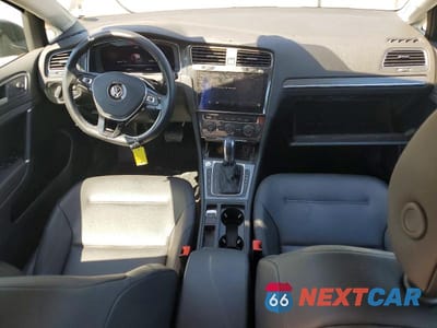 Zdjęcie 8 z 13 samochodu: 2019 VOLKSWAGEN E-GOLF SEL PREMIUM VIN:WVWPR7AU7KW908301 - miniatura
