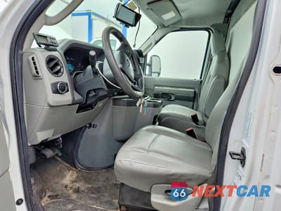 Zdjęcie 7 z 13 samochodu: 2024 FORD E350 REFRIGERATED BOX TRUCK VIN:1FDWE3FN8RDD04324 - miniatura