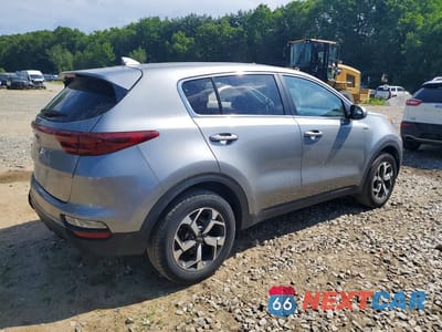 Trzecie zdjęcie samochodu z tyłu: 2020 KIA SPORTAGE LX VIN:KNDPMCAC0L7785743 - miniatura