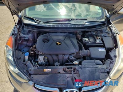 Zdjęcie 11 z 12 samochodu: 2012 HYUNDAI ELANTRA LIMITED VIN:KMHDH4AE6CU266269 - miniatura