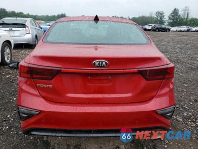 Zdjęcie 6 z 12 samochodu: 2019 KIA FORTE LXS VIN:3KPF24AD9KE126381 - miniatura