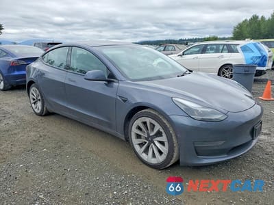 Czwarte zdjęcie samochodu z boku: 2022 TESLA MODEL 3 VIN:5YJ3E1EA8NF369347 - miniatura