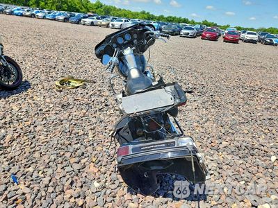 Czwarte zdjęcie samochodu z boku: 2011 HARLEY-DAVIDSON FLHTK VIN:1HD1KEM13BB620622 - miniatura