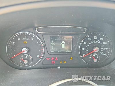Zdjęcie 9 z 12 samochodu: 2017 KIA SORENTO LX VIN:5XYPG4A3XHG289310 - miniatura